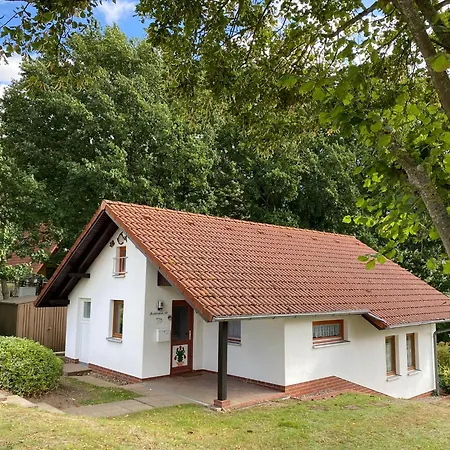 Semesterbostad Boddenhaus 60 Marlow